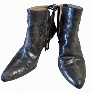 Stuart Weitzman Pipelofty Metallic Gray Ankle Boots